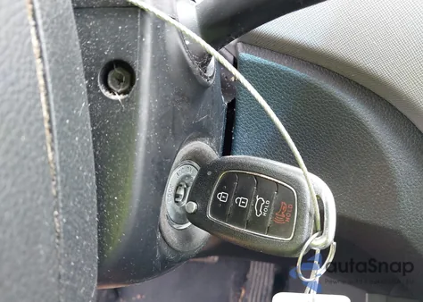 2017 Hyundai Santa Fe Sport 2.4L from USA, damaged, VIN 5XYZT3LB6HG383834